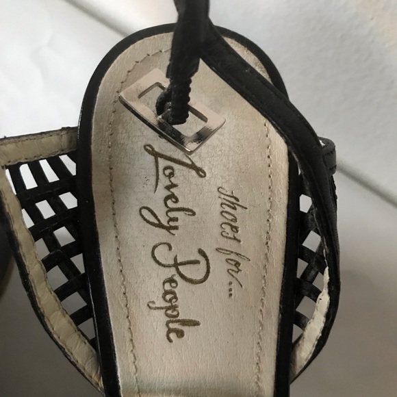 Lovely people genuine leather platform wedge. - Picture 4 of 5